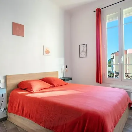 Appartement Vue Mer A La Frontiere De Monaco *